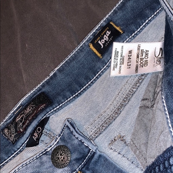 Denim - Picture 2 of 3